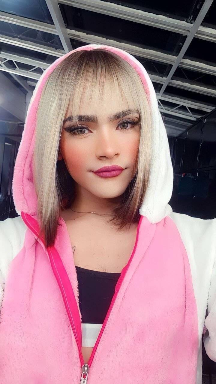kathleencamille live from Colombia
