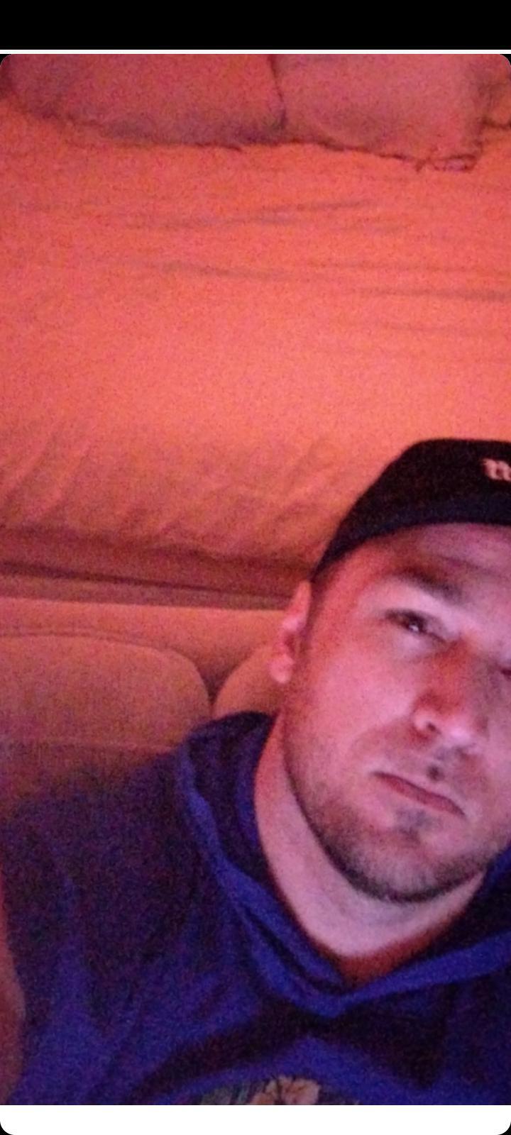 kingMaxxxClouds live from United States