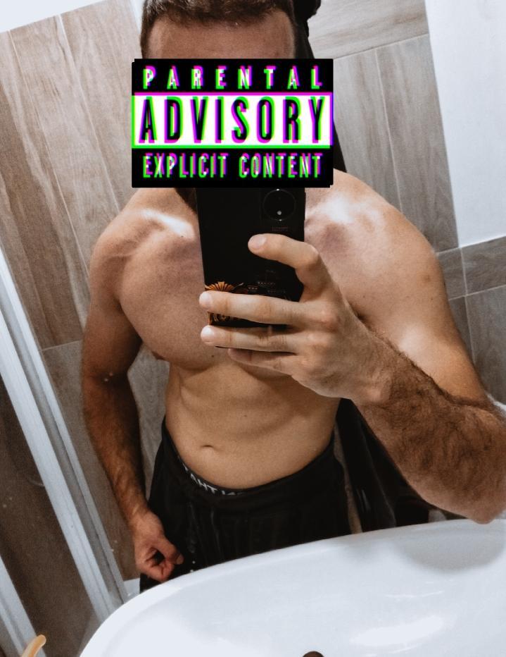 lLovePussy01 live from Italy
