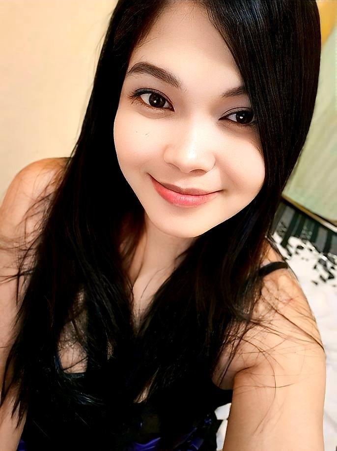 ladychatterly06 live from Philippines