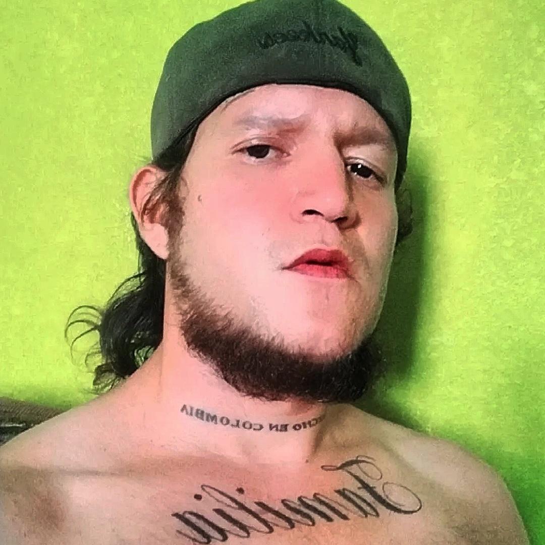 lalo6969sexy live from Colombia