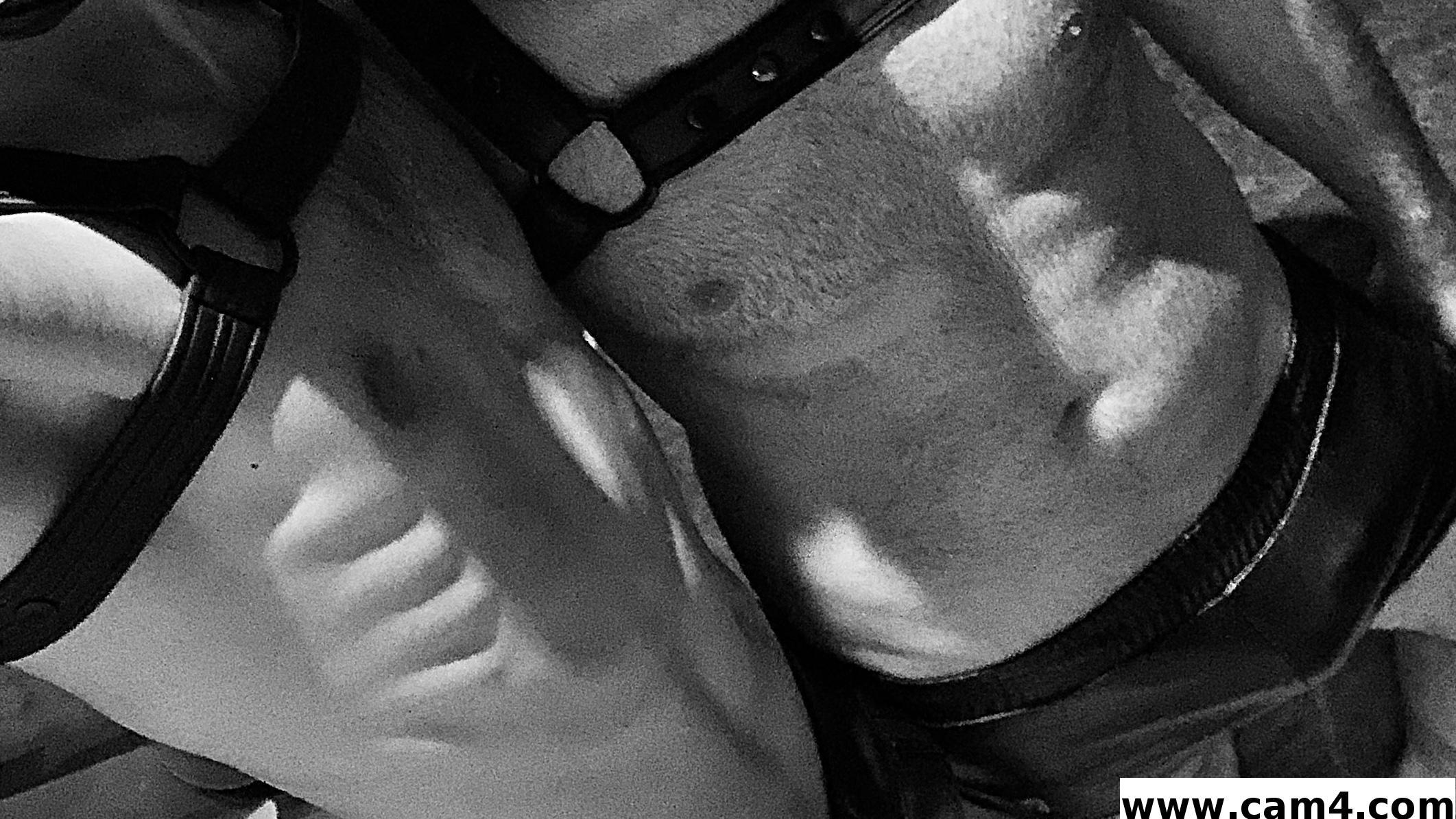 leathercouple83 live from France