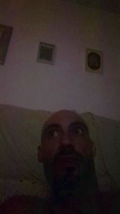 luci_1986 live from Spain