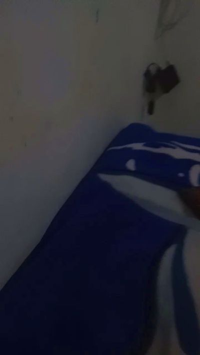 luis08371 live from Colombia