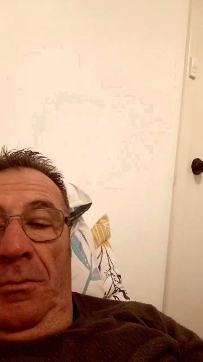 manolos2 live from Australia