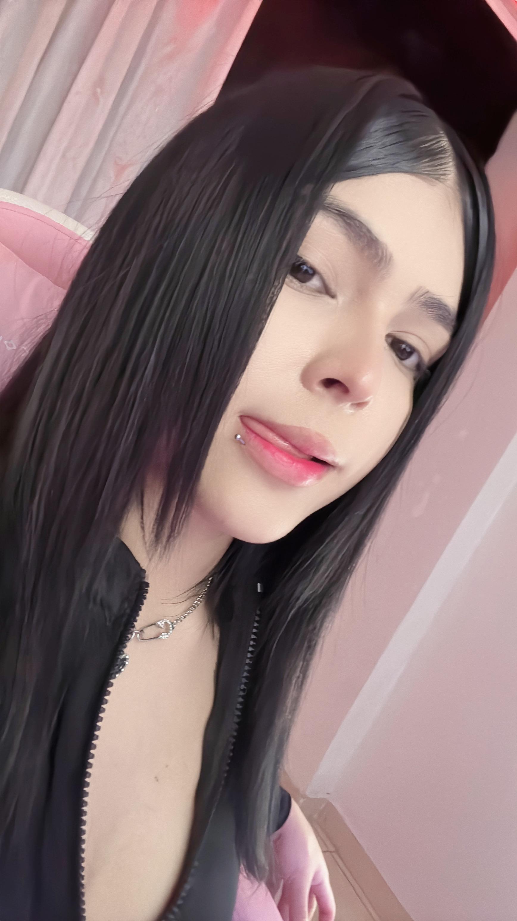 misshoneyxxx live from France