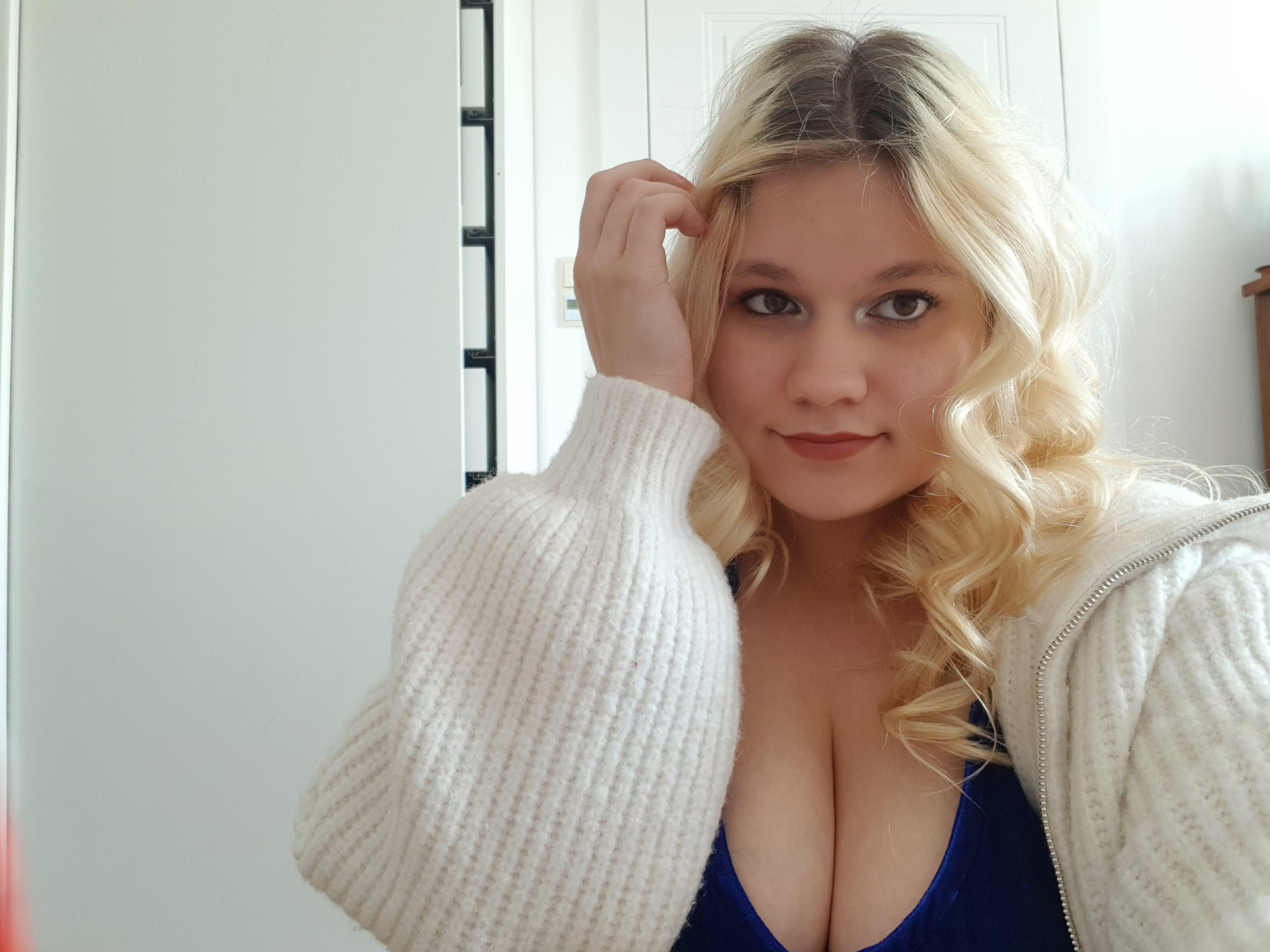 pink_Samantha live from Germany