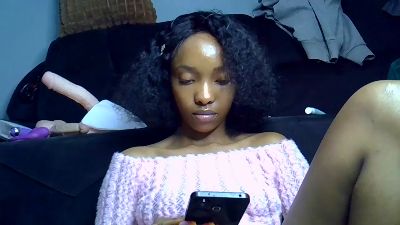 pretty_jazmine live from Kenya