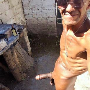 ricardo2750 live from Argentina