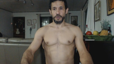 robibwoi live from Costa Rica