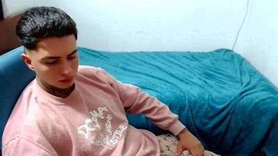 santii_ss live from Colombia