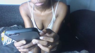 selina53 live from Madagascar