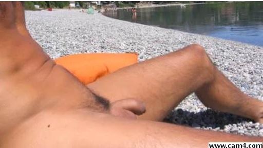 sghiccio2 live from Italy