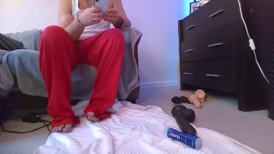 slaveusem live from United Kingdom