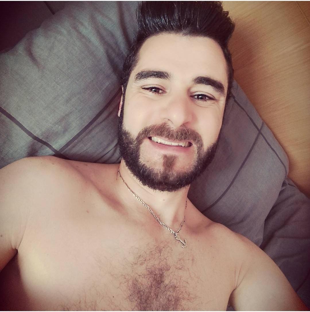 steve_renato live from Italy